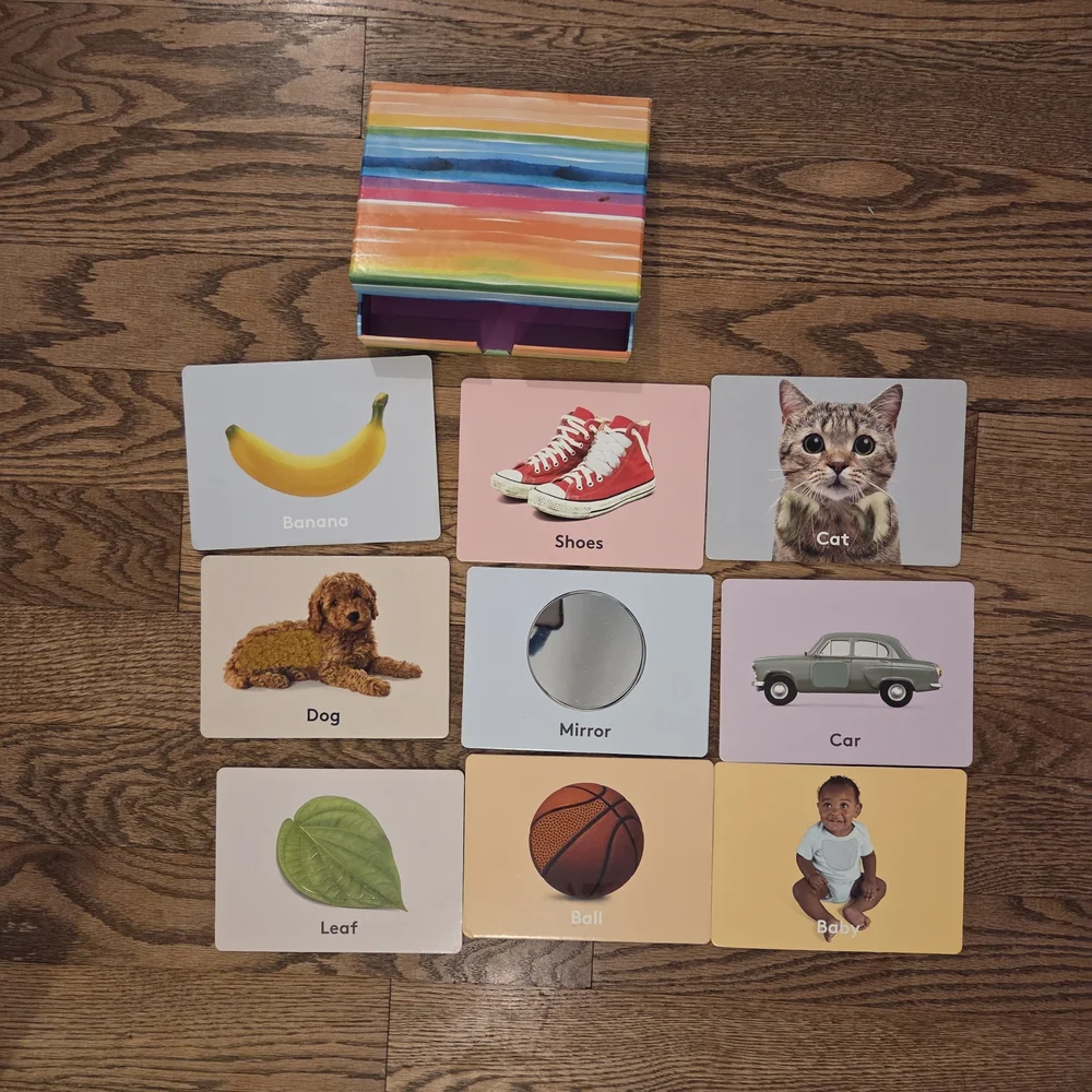 Lovevery-The Inspector Play Kit (Months 7-8)- 'Things I See' Texture Cards